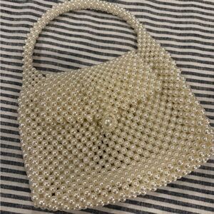 Elegant Pearl Beaded Handbag